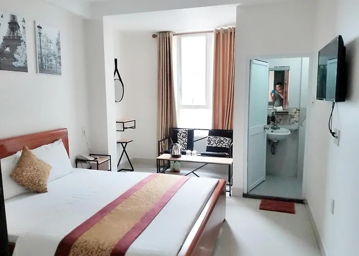 Ha Long Win Hotel 2*